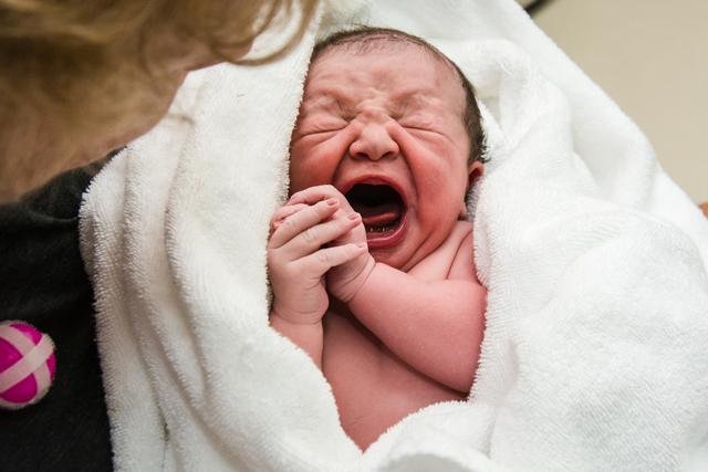 Pregnancy Checklist: Hire A What? - Mama's Box LLC